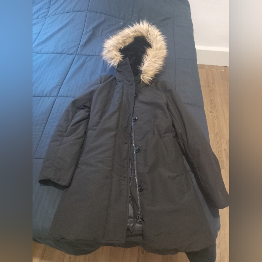 Uniqlo Black Thicken Puffer Coat Warm Jacket. Size S